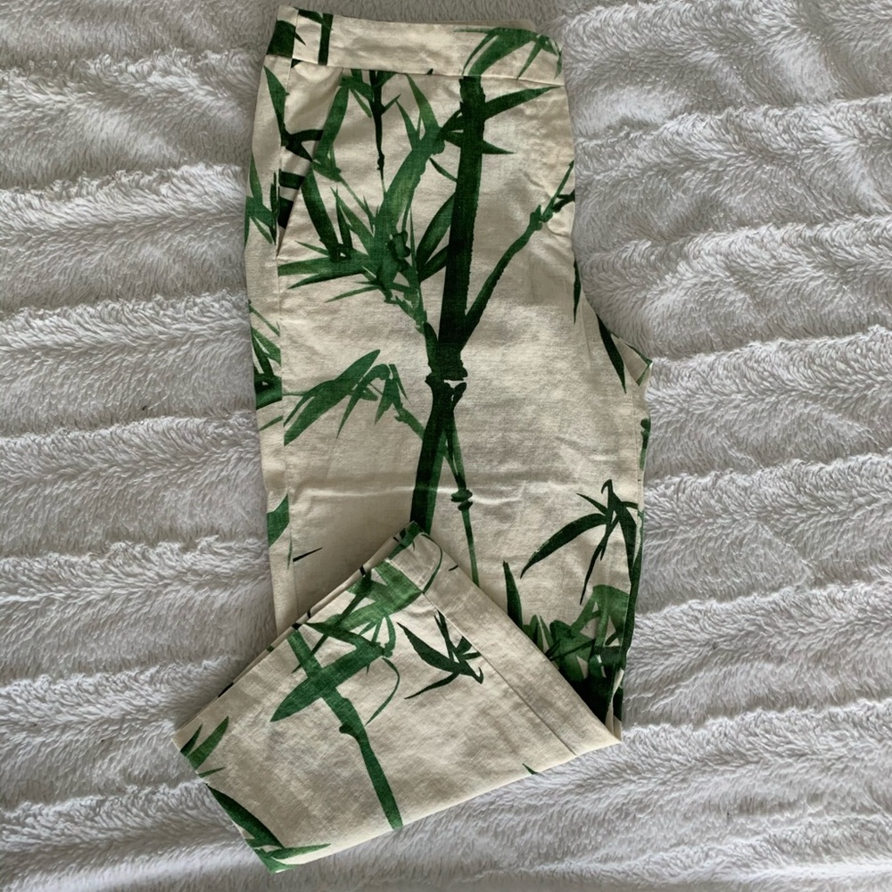 Worn once! Bamboo pattern wide leg culottes pant!